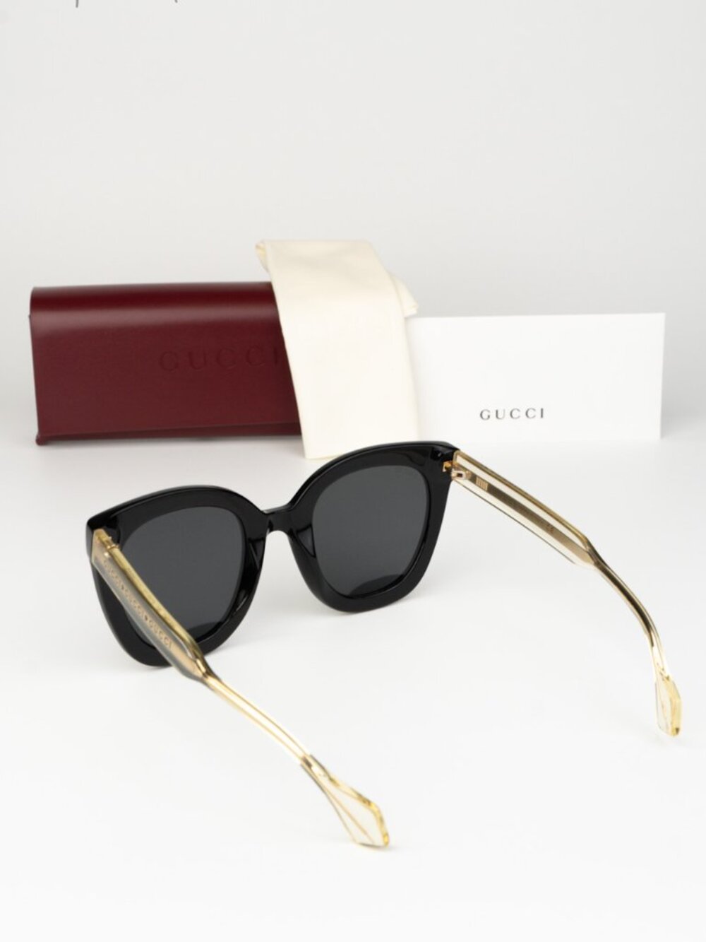 Gucci Women Sunglasses Black Crystal Grey Cat Eye GG0564SN 001 NEW AUTHENTIC - Picture 7 of 12